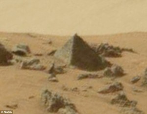 This official NASA photograph taken by the Curiosity Rover shows what Dr. Traubedauer says is not a natural phenomenon. | Image Source: NASA