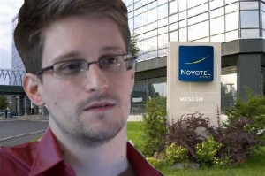 Snowden spreekt vanuit een aangepaste Faraday-kooi in Hotel Novotel op Sheremetyevo Airport (Foto: The Internet Chronicle)