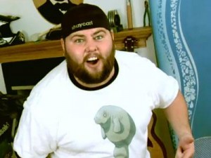 Shay Carl still has not apologized.